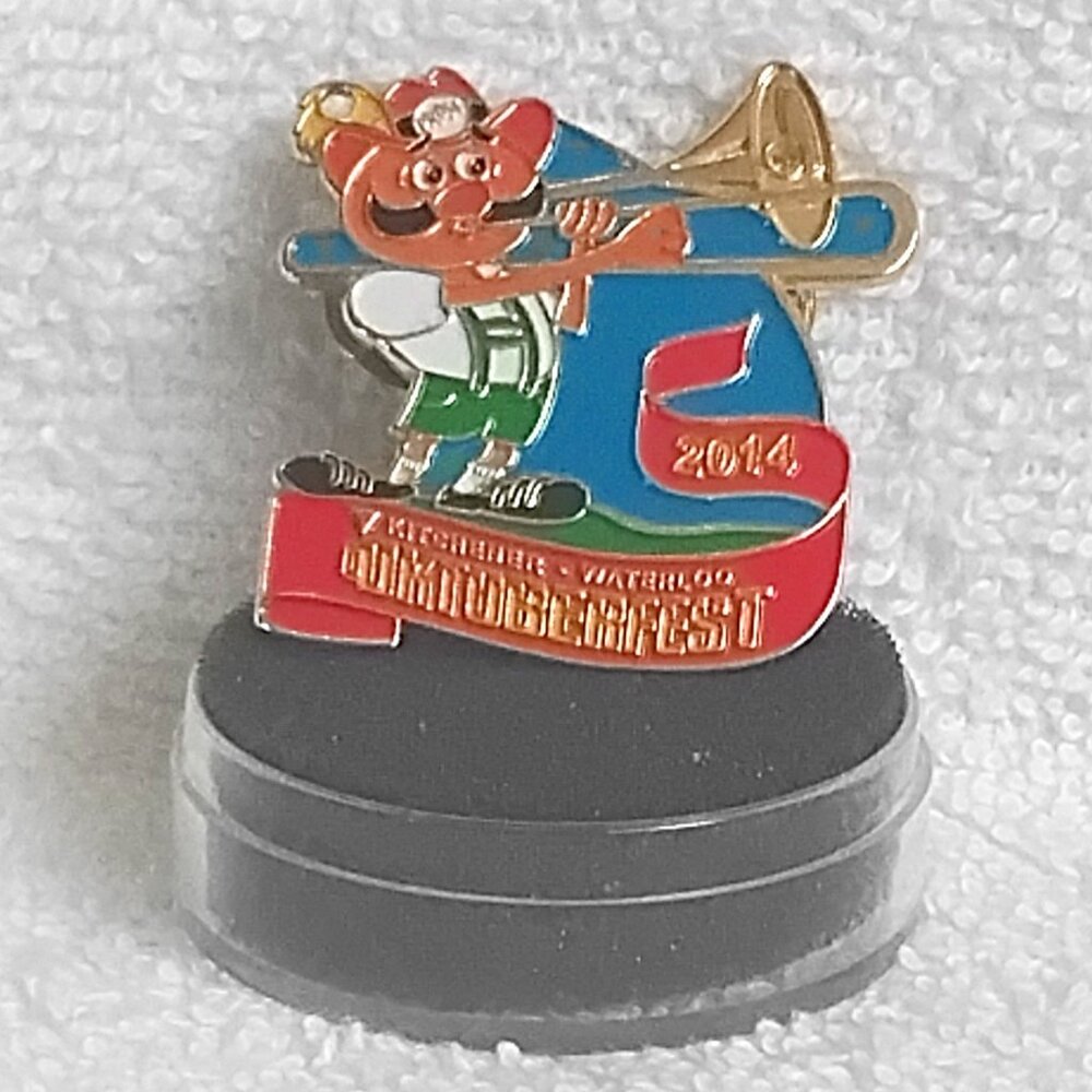 2014 Kitchener Waterloo Oktoberfest Brass & Enamel Pin With Red Flashing LED!!